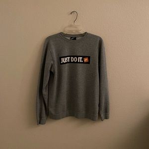 Gray Nike Crew Neck